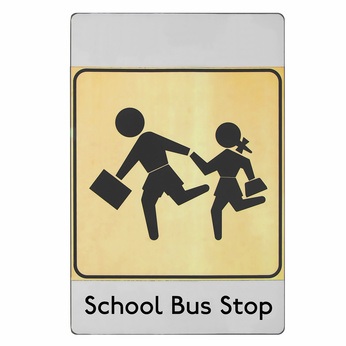 Mamma prende a pugni educatrice per lo scuolabus
