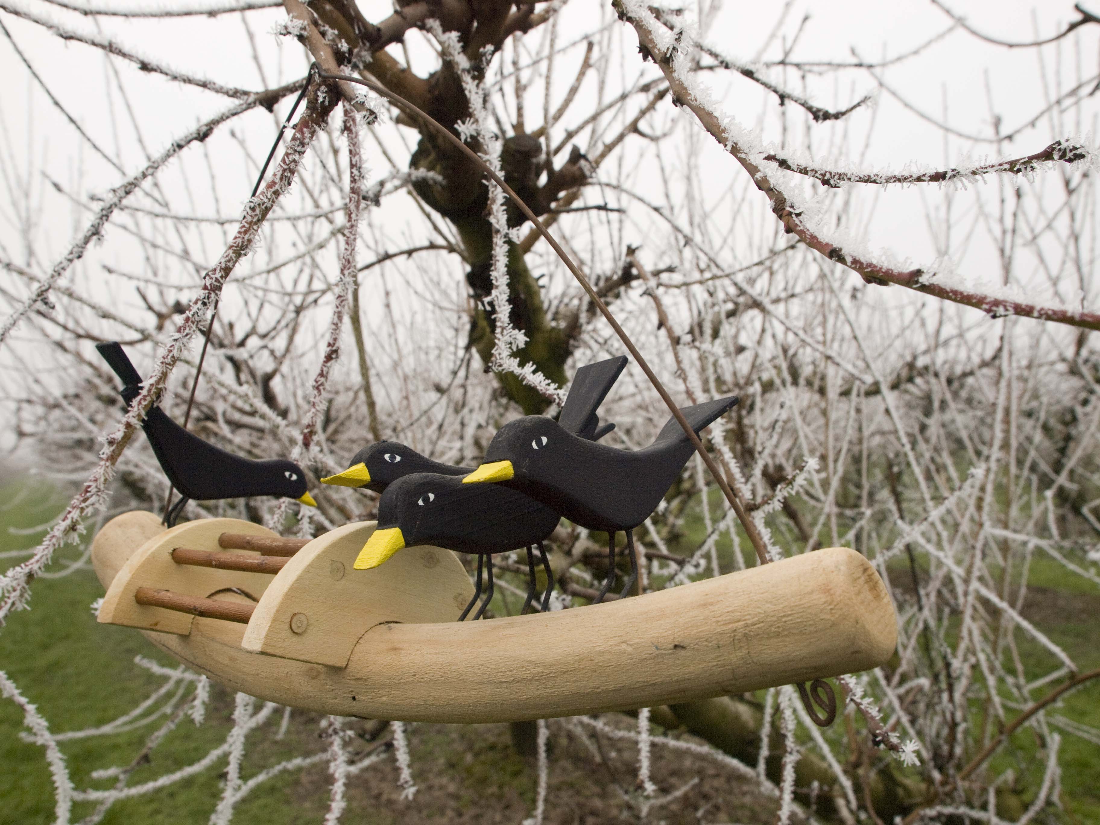 Il giocattolo ha le protesi: Papetti "disubbidisce" ancora