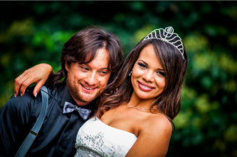 Marco Zamarchi e la moglie Elen in una puntata del reality 'Quattro matrimoni in Italia', vinto dalla coppia