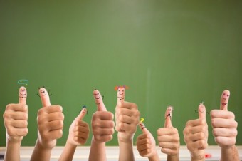 famiglia numerose, mani