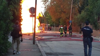 incendio in via Sant'Alberto: esplode tubatura del gas