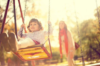 Il trucco di una mamma per non perdere di vista i bimbi al parco