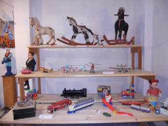 alcuni giochi di una volta del collezionista Adriano Maraldi