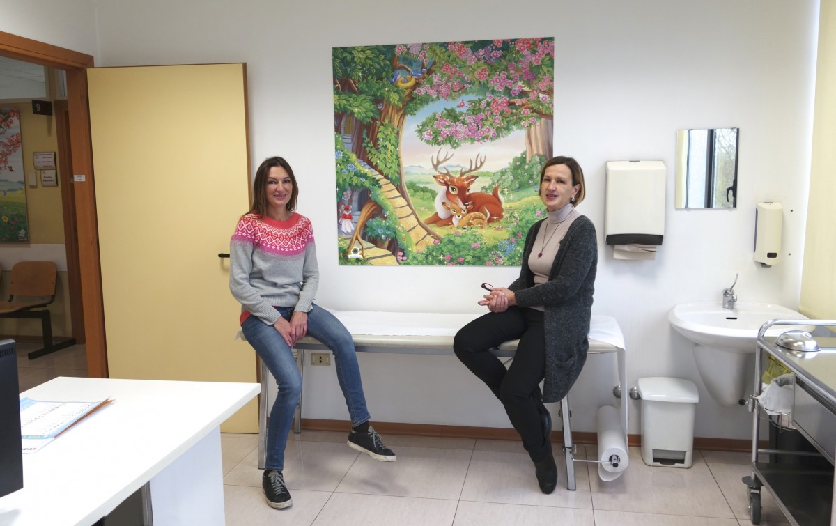 Forlì, il vaccino fa meno paura con i disegni di Sally Gallotti