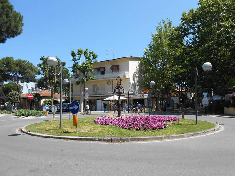 Cervia. Una targa per ricordare il piccolo Alessandro Giorgi