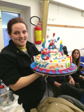 Irene De Angelis con una delle sue creazioni