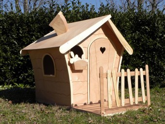 casetta dream house con veranda e staccionata