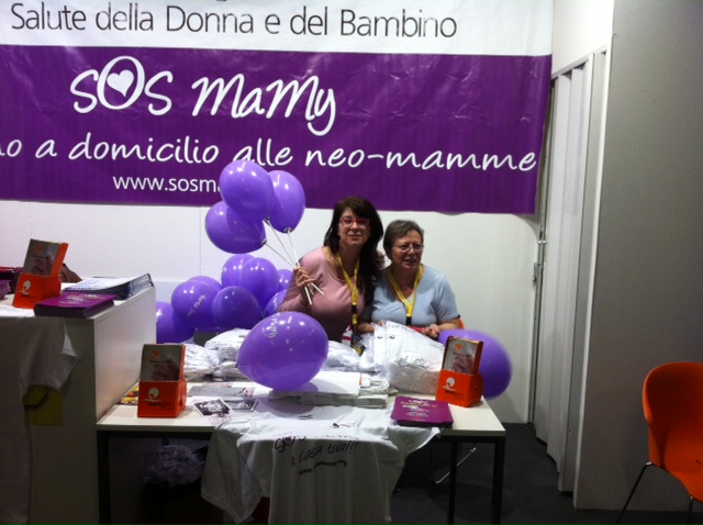 Ce la farò? Un aiuto per il ritorno a casa dopo il parto: ecco Sos Mamy