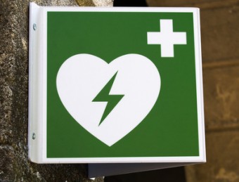 Bologna, defibrillatori nelle palestre delle scuole