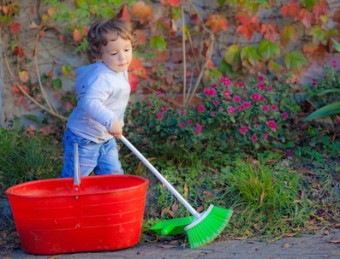 pulire, maschio, bambino, educazione di genere