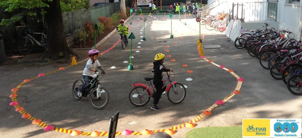 Rimini festa della bicicletta scuola Ferrari