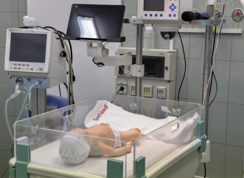 Rimini, manichini per salvare la vita a neonati e donne incinte