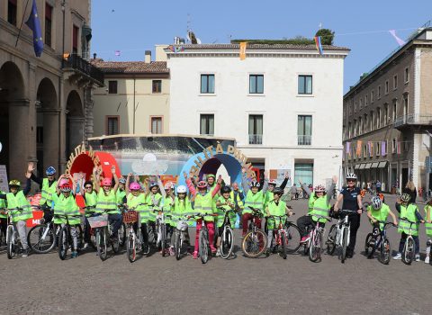 Bimbinbici: ciclogita a Rimini