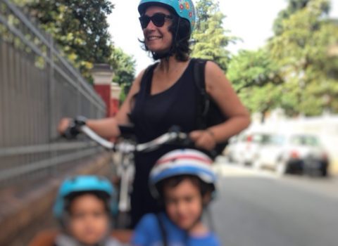 Alessandra e Massimo, genitori senz'auto: "La nostra scelta migliore"