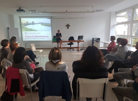 Tumore al seno, a Rimini un corso di mindfulness per le pazienti