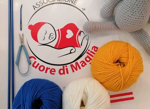 Prematuri, "Cuore di maglia" si incontra online: "Non possiamo fermarci"