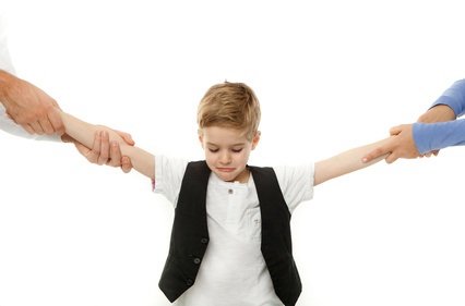 Diecimila i bimbi contesi tra genitori separati