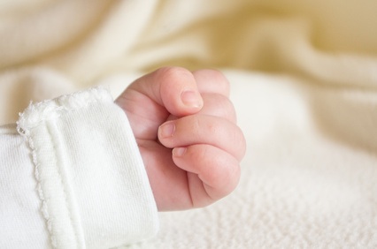 Cesareo tardivo e neonata disabile: risarcimento record