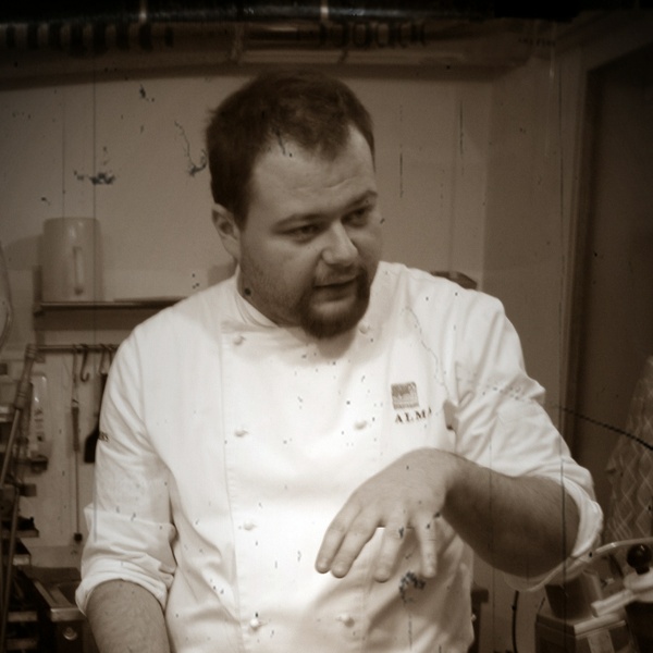 Matteo, lo chef che insegna alle mamme a cucinare. Anche a domicilio