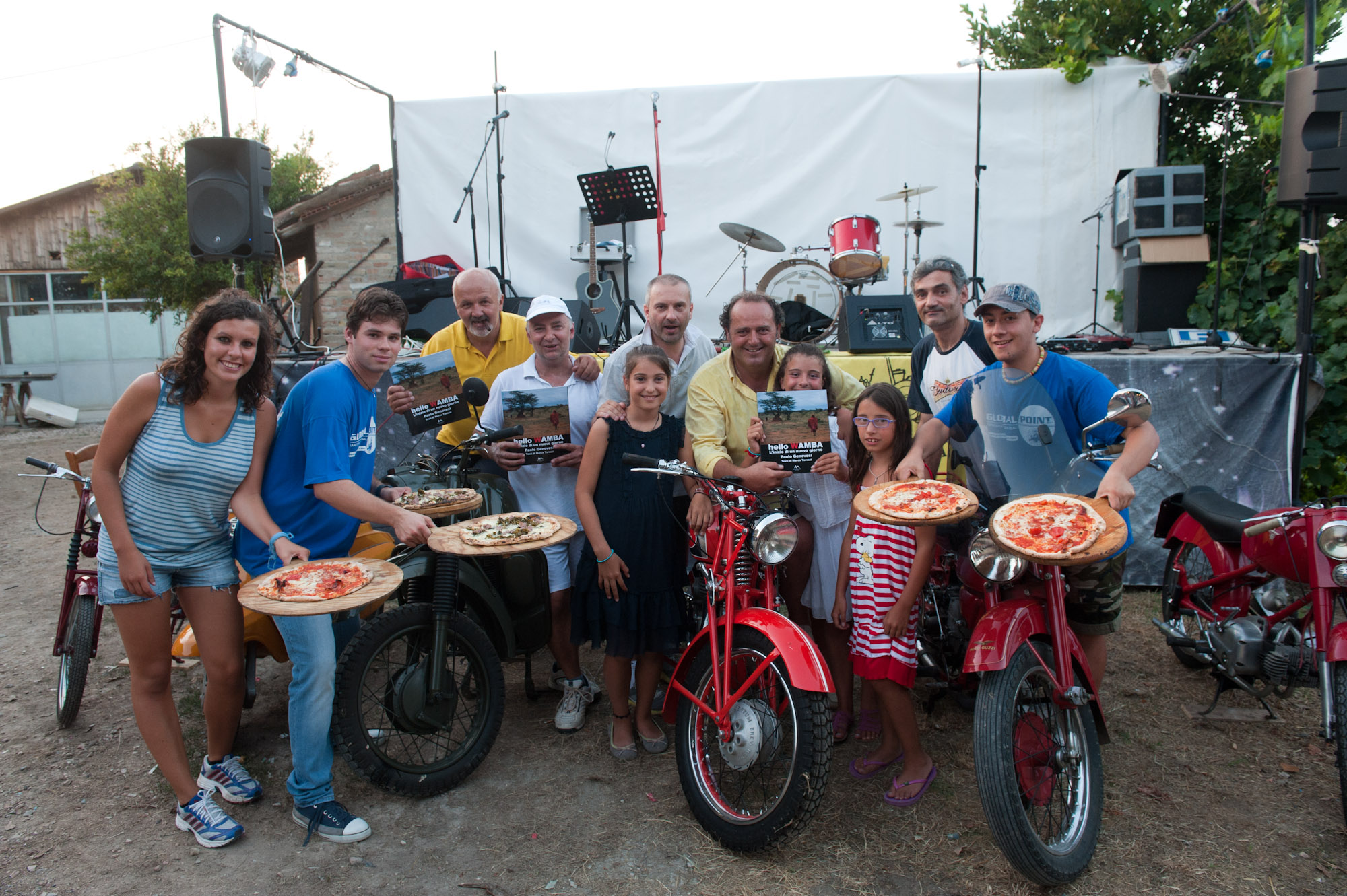 Una serata per la farmacia di Wamba: il fotografo Paolo Genovesi raccoglie 1.200 euro