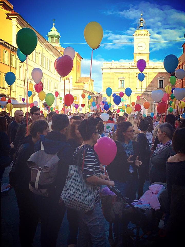 Sentinelle e Forza Nuova non fermano la festa dei diritti Lgbt