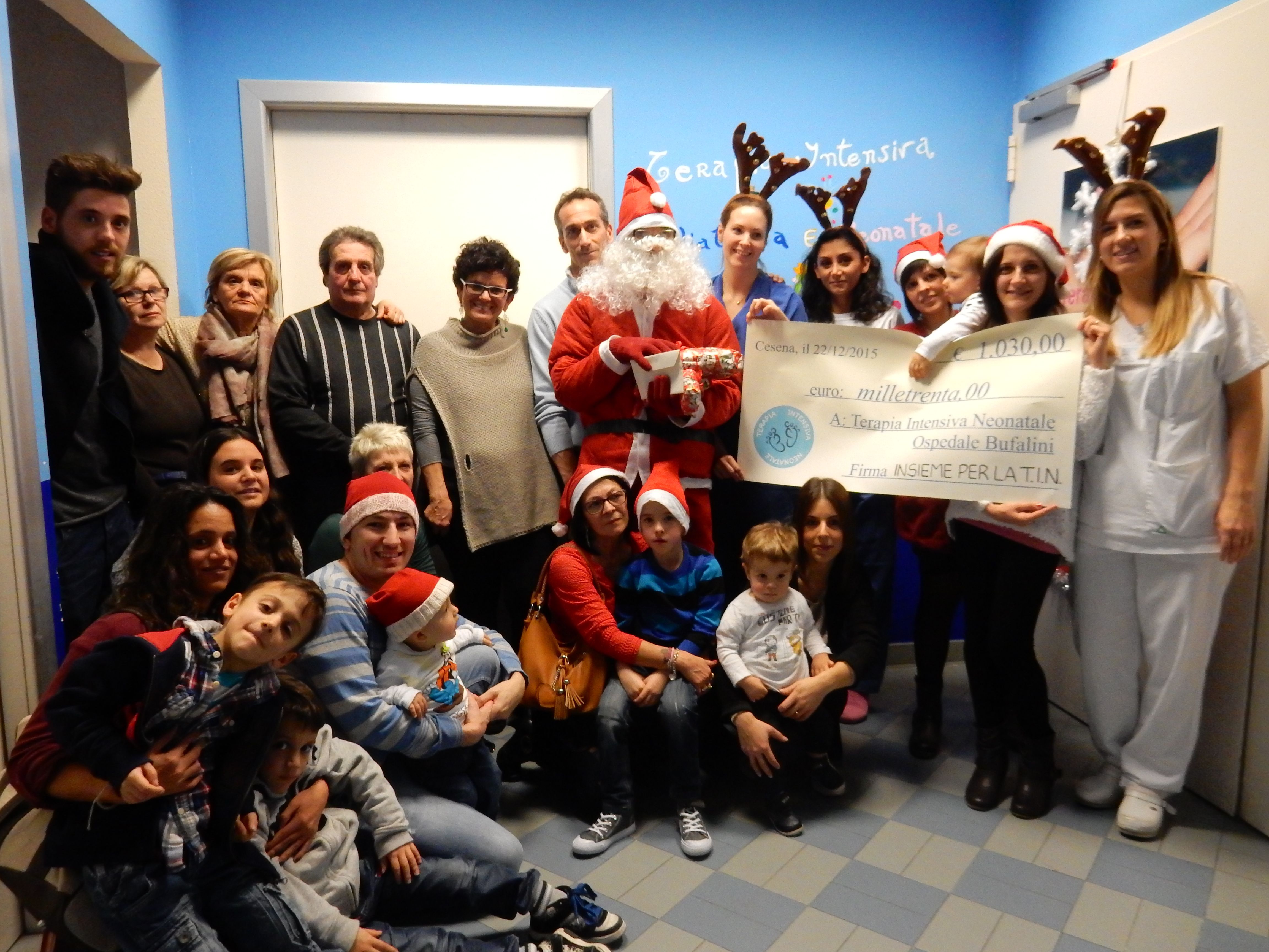 Babbo Natale in Pediatria a Cesena: donati 1.030 euro