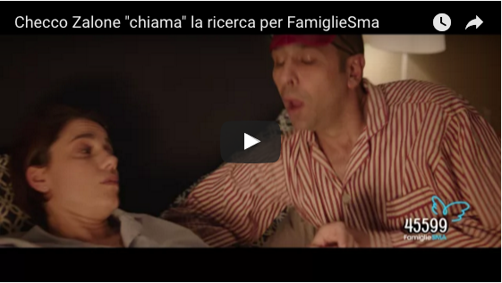 Checco Zalone e le Famiglie Sma: il video tra risate e commozione