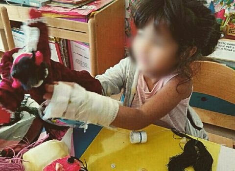 Modena, burattini in ospedale: "Stemperano le tensioni"